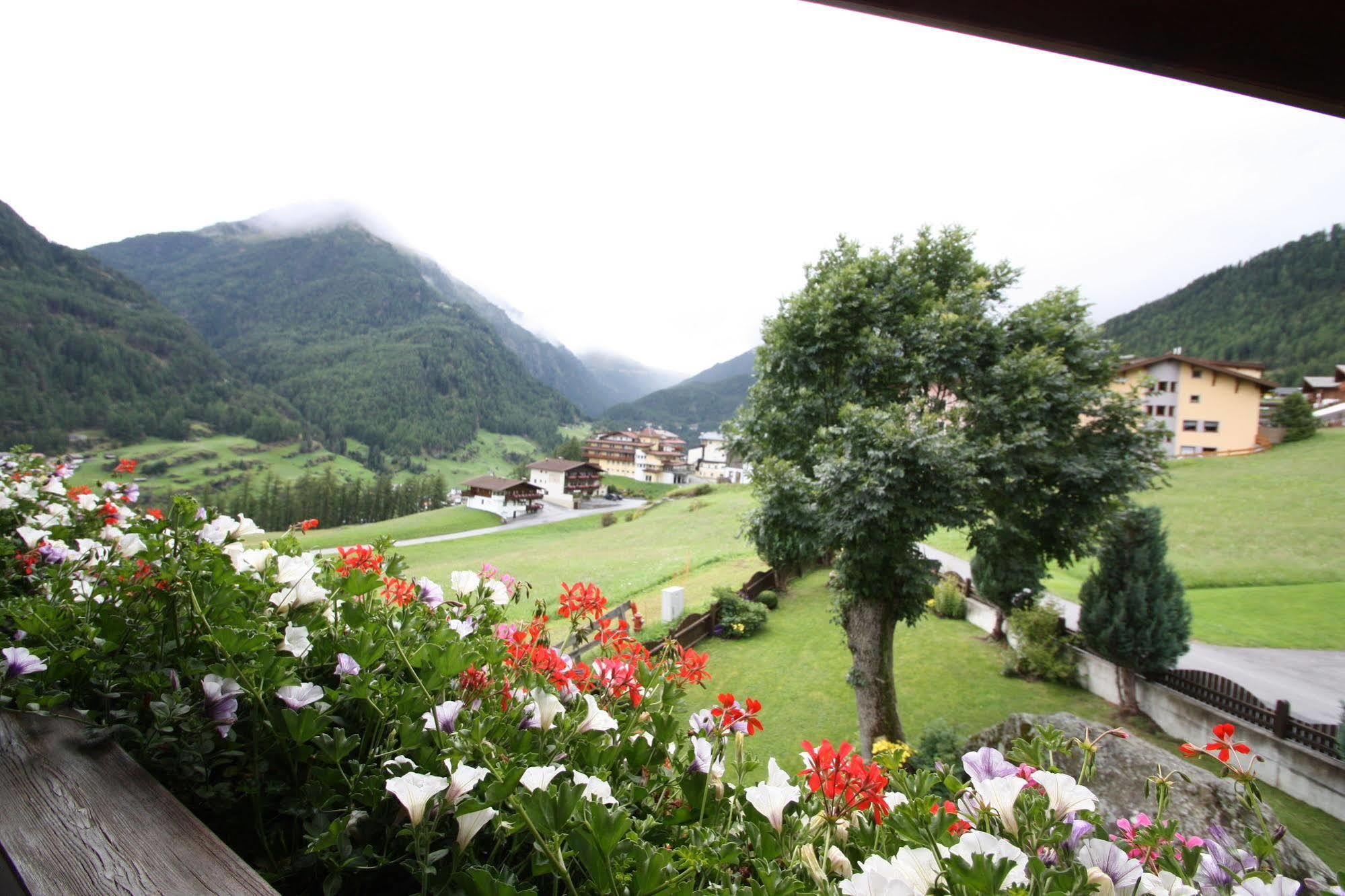 Haus Sonnenhang Sölden Zewnętrze zdjęcie